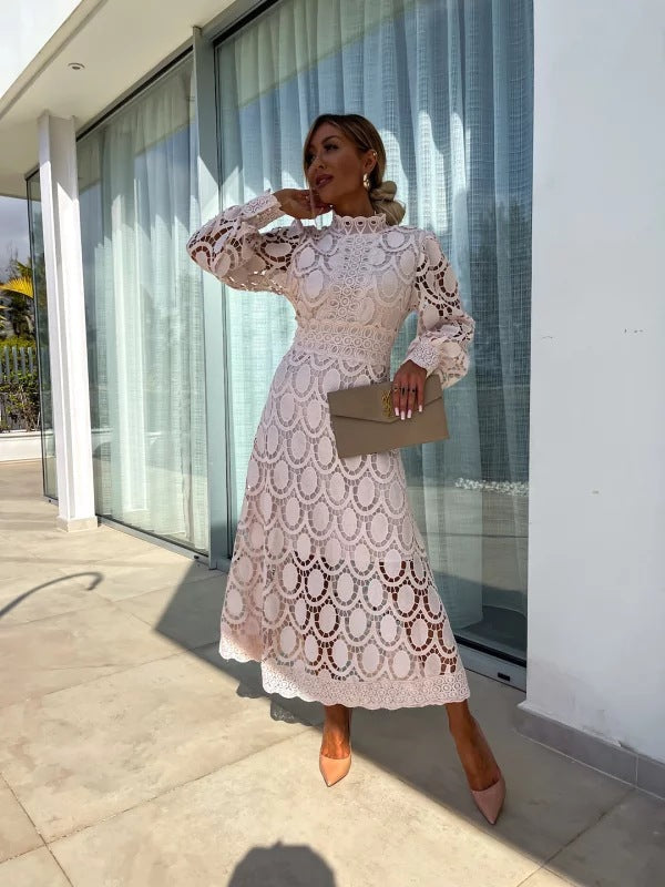Ivanka | Stylowa koronkowa sukienka