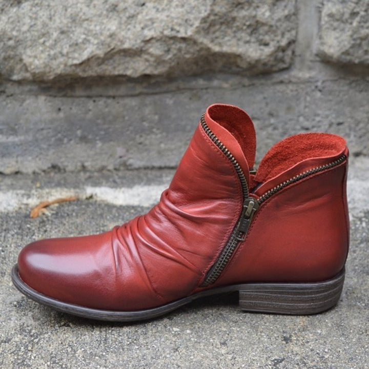 Victoria | Leather boots with zipper